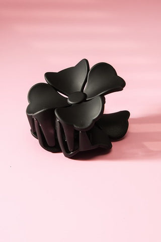 Petal Pop Hair Claw