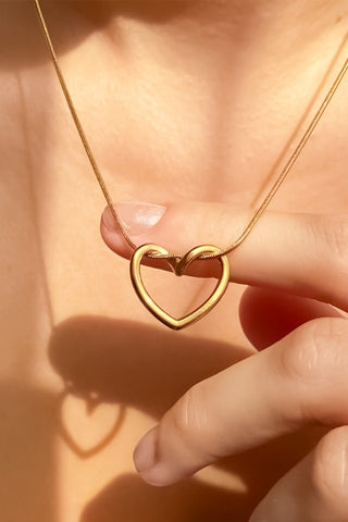 Non Tarnish Heart Necklace